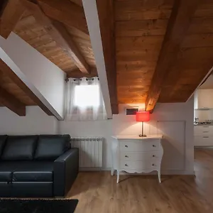 Tiziano Apartment
